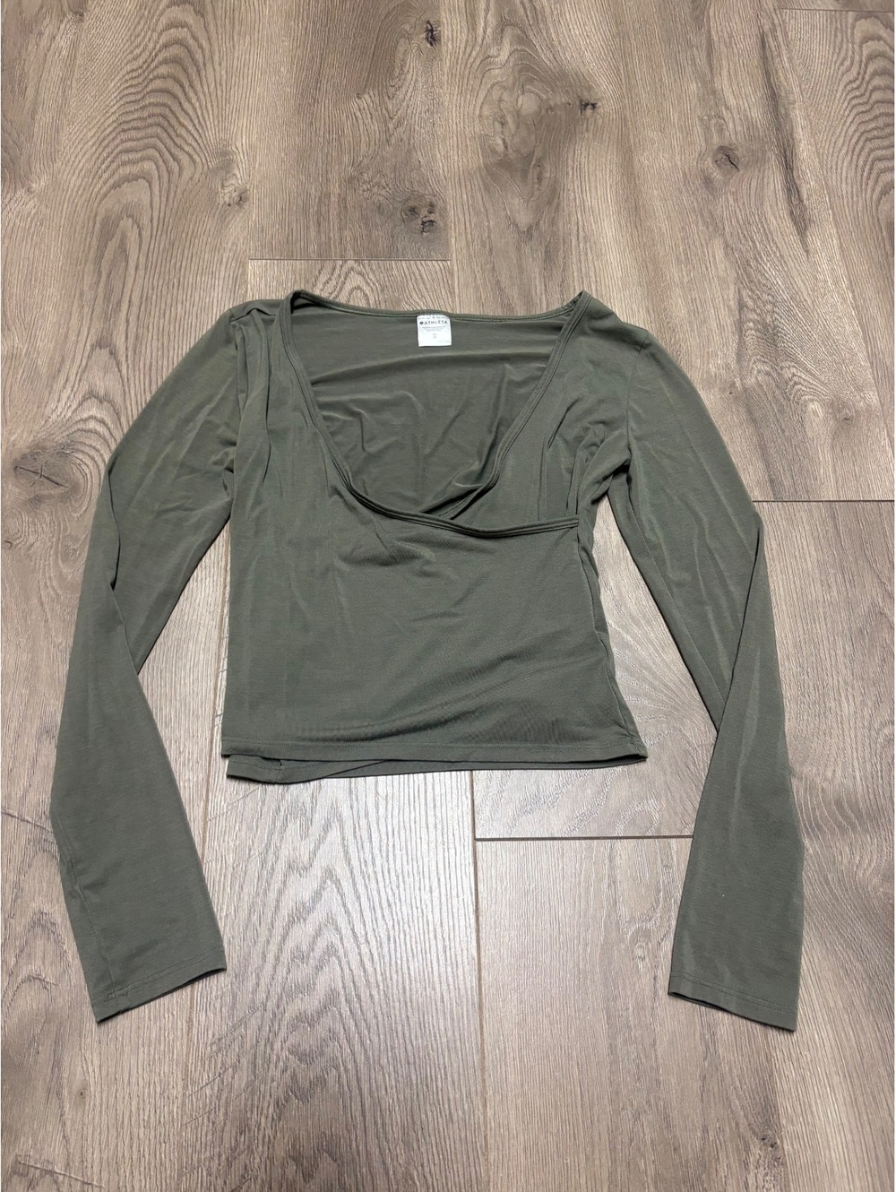 Athleta olive long sleeve top with ease wrap top cropped